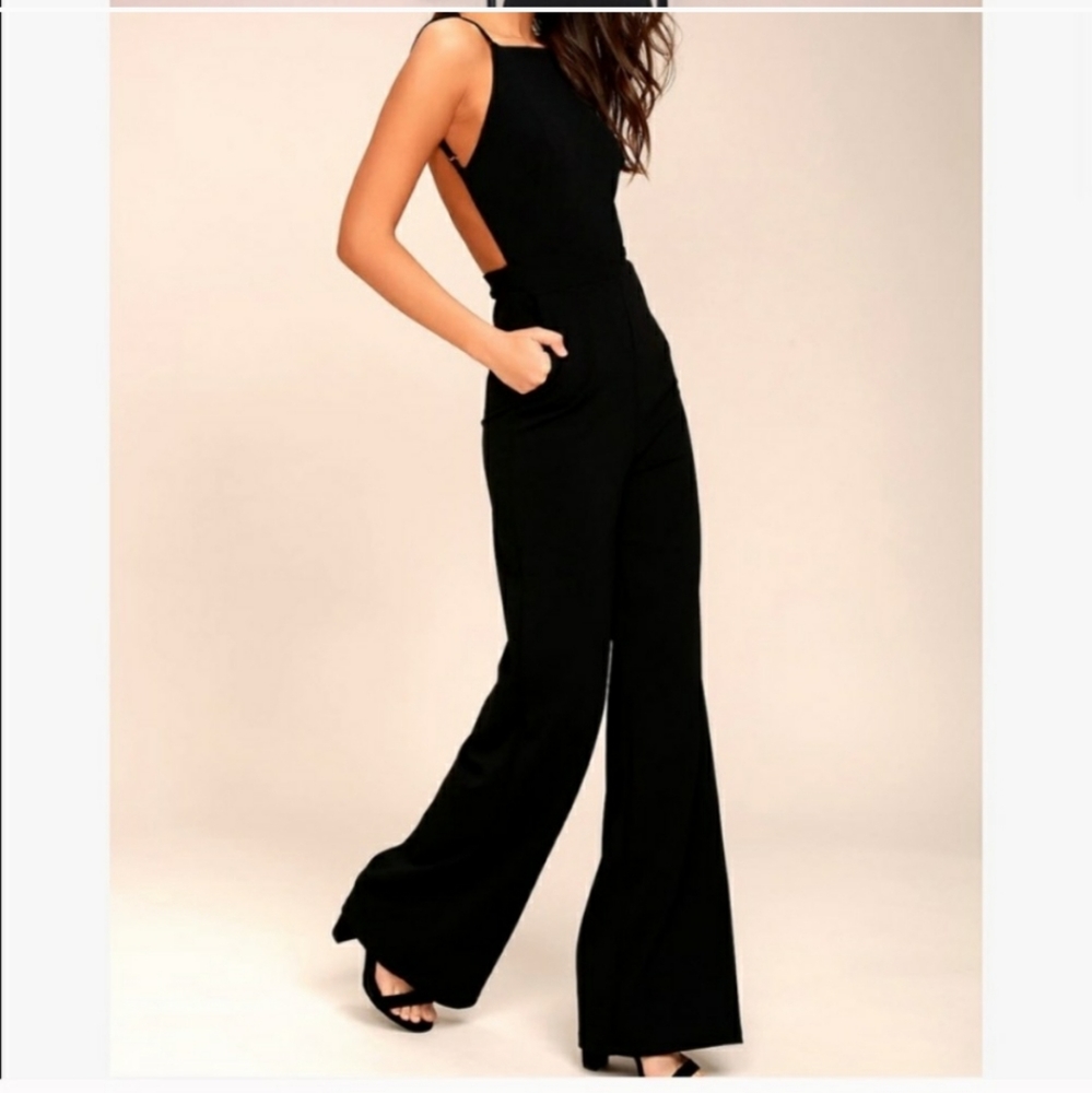 Lulus black jupmsuit XL
